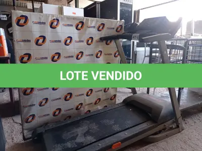 LOTE 471 - 01 ESTEIRA ATLETIC. (NO ESTADO) ATENÇÃO! FAZER A VISITAÇÃO ANTES DE ARREMATAR, NÃO SABEMOS SE FUNCIONA. LEILÃO NÃO TEM GARANTIA E NEM DEVOLUÇÃO, SUJEITO A POSSÍVEIS AVARIAS VISÍVEIS/OCULTAS E/OU AUSÊNCIA DE COMPONENTES.
