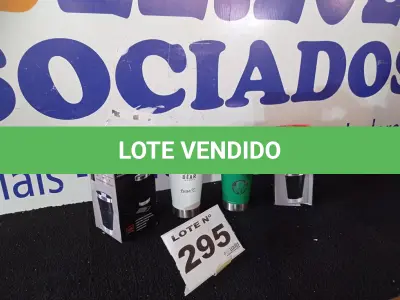 LOTE 295 - 02 – COPOS TÉRMICOS (NO ESTADO, NÃO SABEMOS SE FUNCIONA. LEILÃO NÃO TEM GARANTIA E NEM DEVOLUÇÃO, SUJEITO A POSSÍVEIS AVARIAS VISÍVEIS/OCULTAS E/OU AUSÊNCIA DE COMPONENTES)