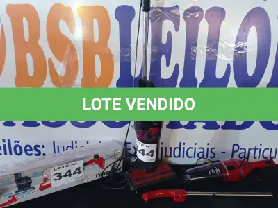 LOTE 344 - 02 – ASPIRADORES DE PÓ DIVERSOS (NO ESTADO, NÃO SABEMOS SE FUNCIONA. LEILÃO NÃO TEM GARANTIA E NEM DEVOLUÇÃO, SUJEITO A POSSÍVEIS AVARIAS VISÍVEIS/OCULTAS E/OU AUSÊNCIA DE COMPONENTES)