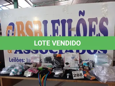 LOTE 288 - 50 – ITENS DE CUIDADOS PESSOAIS (APROXIMADAMENTE) (NO ESTADO, NÃO SABEMOS SE FUNCIONA. LEILÃO NÃO TEM GARANTIA E NEM DEVOLUÇÃO, SUJEITO A POSSÍVEIS AVARIAS VISÍVEIS/OCULTAS E/OU AUSÊNCIA DE COMPONENTES)