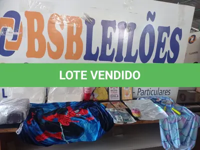 LOTE 242 - 50 - ITENS DE FESTA (APROXIMADAMENTE)(NO ESTADO, NÃO SABEMOS SE FUNCIONA. LEILÃO NÃO TEM GARANTIA E NEM DEVOLUÇÃO, SUJEITO A POSSÍVEIS AVARIAS VISÍVEIS/OCULTAS E/OU AUSÊNCIA DE COMPONENTES)