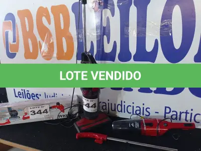 LOTE 344 - 02 – ASPIRADORES DE PÓ DIVERSOS (NO ESTADO, NÃO SABEMOS SE FUNCIONA. LEILÃO NÃO TEM GARANTIA E NEM DEVOLUÇÃO, SUJEITO A POSSÍVEIS AVARIAS VISÍVEIS/OCULTAS E/OU AUSÊNCIA DE COMPONENTES)
