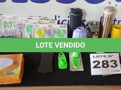 LOTE 283 - 40 – ITENS PARA COZINHA DIVERSOS (NO ESTADO, NÃO SABEMOS SE FUNCIONA. LEILÃO NÃO TEM GARANTIA E NEM DEVOLUÇÃO, SUJEITO A POSSÍVEIS AVARIAS VISÍVEIS/OCULTAS E/OU AUSÊNCIA DE COMPONENTES)