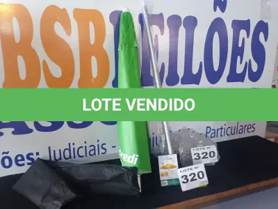 LOTE 320 - 01 - GUARDA SOL 1.60 ALUMÍNIO (NO ESTADO, NÃO SABEMOS SE FUNCIONA. LEILÃO NÃO TEM GARANTIA E NEM DEVOLUÇÃO, SUJEITO A POSSÍVEIS AVARIAS VISÍVEIS/OCULTAS E/OU AUSÊNCIA DE COMPONENTES)