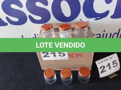 LOTE 215 - 20- POTES DE VIDRO COM TAMPA  (APROXIMADAMENTE)(NO ESTADO, NÃO SABEMOS SE FUNCIONA. LEILÃO NÃO TEM GARANTIA E NEM DEVOLUÇÃO, SUJEITO A POSSÍVEIS AVARIAS VISÍVEIS/OCULTAS E/OU AUSÊNCIA DE COMPONENTES)