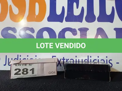 LOTE 281 - 02 – PARES DE CALÇADOS FEMININO Nº 37 (NO ESTADO, NÃO SABEMOS SE FUNCIONA. LEILÃO NÃO TEM GARANTIA E NEM DEVOLUÇÃO, SUJEITO A POSSÍVEIS AVARIAS VISÍVEIS/OCULTAS E/OU AUSÊNCIA DE COMPONENTES)