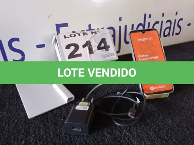 LOTE 214 - 01 - CELULAR MOTOROLA MOTO E6S 64GB 4G TELA 6.1 4GB RAM (NO ESTADO, NÃO SABEMOS SE FUNCIONA. LEILÃO NÃO TEM GARANTIA E NEM DEVOLUÇÃO, SUJEITO A POSSÍVEIS AVARIAS VISÍVEIS/OCULTAS E/OU AUSÊNCIA DE COMPONENTES)