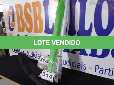 LOTE 314 - 01 - GUARDA SOL 1.60 ALUMÍNIO (NO ESTADO, NÃO SABEMOS SE FUNCIONA. LEILÃO NÃO TEM GARANTIA E NEM DEVOLUÇÃO, SUJEITO A POSSÍVEIS AVARIAS VISÍVEIS/OCULTAS E/OU AUSÊNCIA DE COMPONENTES)