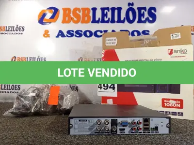 LOTE 494 - 01 DVR E 03 CÂMERAS DE SEGURANÇA. (NO ESTADO) ATENÇÃO! FAZER A VISITAÇÃO ANTES DE ARREMATAR, NÃO SABEMOS SE FUNCIONA. LEILÃO NÃO TEM GARANTIA E NEM DEVOLUÇÃO, SUJEITO A POSSÍVEIS AVARIAS VISÍVEIS/OCULTAS E/OU AUSÊNCIA DE COMPONENTES.
