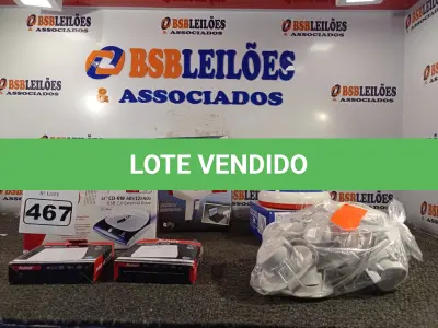 LOTE 467 - 01 SOPRADOR, 01 ROBÔ ASPIRADOR, 01 DVD EXTERNO E VÁRIAS LUMINÁRIAS. (NO ESTADO) ATENÇÃO! FAZER A VISITAÇÃO ANTES DE ARREMATAR, NÃO SABEMOS SE FUNCIONA. LEILÃO NÃO TEM GARANTIA E NEM DEVOLUÇÃO, SUJEITO A POSSÍVEIS AVARIAS VISÍVEIS/OCULTAS E/OU AUSÊNCIA DE COMPONENTES.