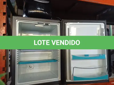 LOTE 066 - 01 PANIFICADORA MONDIAL E 01 MINIBAR ELECTROLUX 220V. (NO ESTADO) ATENÇÃO! FAZER A VISITAÇÃO ANTES DE ARREMATAR, NÃO SABEMOS SE FUNCIONA. LEILÃO NÃO TEM GARANTIA E NEM DEVOLUÇÃO, SUJEITO A POSSÍVEIS AVARIAS VISÍVEIS/OCULTAS E/OU AUSÊNCIA DE COMPONENTES.