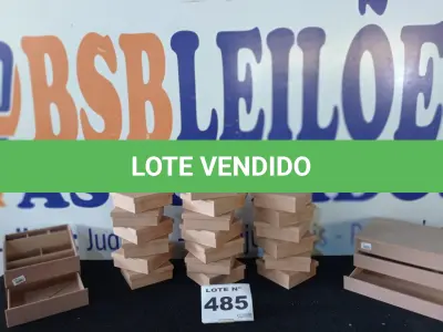 LOTE 485 - 22 – ITENS PARA ARTESANATOS (APROXIMADAMENTE) (NO ESTADO, NÃO SABEMOS SE FUNCIONA. LEILÃO NÃO TEM GARANTIA E NEM DEVOLUÇÃO, SUJEITO A POSSÍVEIS AVARIAS VISÍVEIS/OCULTAS E/OU AUSÊNCIA DE COMPONENTES)