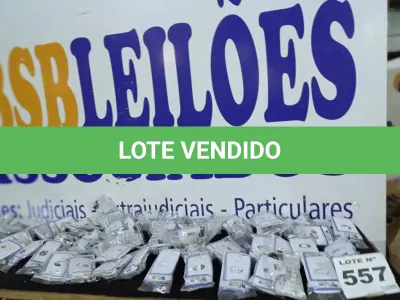 LOTE 557 - 61 – TOMADAS ELÉTRICAS (APROXIMADAMENTE)(NO ESTADO, NÃO SABEMOS SE FUNCIONA. LEILÃO NÃO TEM GARANTIA E NEM DEVOLUÇÃO, SUJEITO A POSSÍVEIS AVARIAS VISÍVEIS/OCULTAS E/OU AUSÊNCIA DE COMPONENTES)
