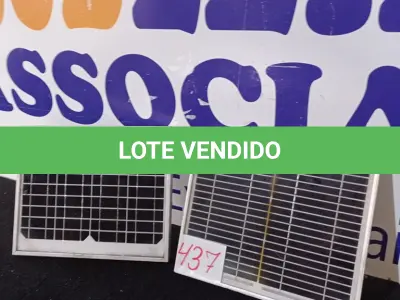 LOTE 437 - 02 PAINÉIS SOLARES 18V 10W. (NO ESTADO) ATENÇÃO! FAZER A VISITAÇÃO ANTES DE ARREMATAR, NÃO SABEMOS SE FUNCIONA. LEILÃO NÃO TEM GARANTIA E NEM DEVOLUÇÃO, SUJEITO A POSSÍVEIS AVARIAS VISÍVEIS/OCULTAS E/OU AUSÊNCIA DE COMPONENTES.