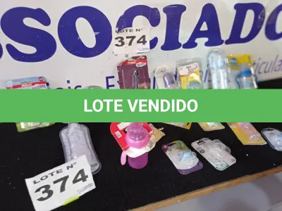 LOTE 374 - 17 – ITENS BEBES DIVERSOS  (APROXIMADAMENTE)(NO ESTADO, NÃO SABEMOS SE FUNCIONA. LEILÃO NÃO TEM GARANTIA E NEM DEVOLUÇÃO, SUJEITO A POSSÍVEIS AVARIAS VISÍVEIS/OCULTAS E/OU AUSÊNCIA DE COMPONENTES)