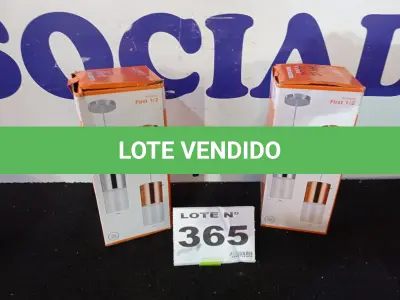 LOTE 365 - 02 - PENDENTES REDONDO PARA 1 LÂMPADA FIRST 12CM COBRE (NO ESTADO, NÃO SABEMOS SE FUNCIONA. LEILÃO NÃO TEM GARANTIA E NEM DEVOLUÇÃO, SUJEITO A POSSÍVEIS AVARIAS VISÍVEIS/OCULTAS E/OU AUSÊNCIA DE COMPONENTES)