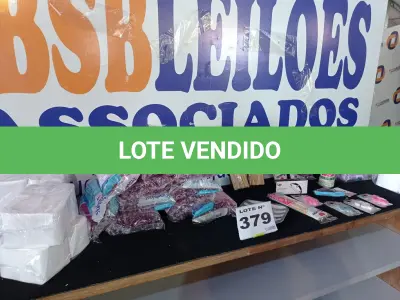 LOTE 379 - 30 – UTENSÍLIOS DE FESTAS (APROXIMADAMENTE) (NO ESTADO, NÃO SABEMOS SE FUNCIONA. LEILÃO NÃO TEM GARANTIA E NEM DEVOLUÇÃO, SUJEITO A POSSÍVEIS AVARIAS VISÍVEIS/OCULTAS E/OU AUSÊNCIA DE COMPONENTES)