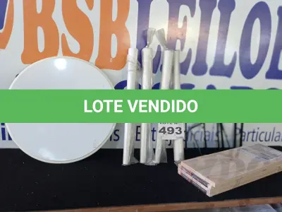 LOTE 493 - 05 MOVEIS DIVERSOS (NO ESTADO, NÃO SABEMOS SE FUNCIONA. LEILÃO NÃO TEM GARANTIA E NEM DEVOLUÇÃO, SUJEITO A POSSÍVEIS AVARIAS VISÍVEIS/OCULTAS E/OU AUSÊNCIA DE COMPONENTES)