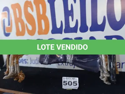LOTE 505 - 06 - ARARAS DE PAREDE – 10 CABIDES DE BUSTO (NO ESTADO, NÃO SABEMOS SE FUNCIONA. LEILÃO NÃO TEM GARANTIA E NEM DEVOLUÇÃO, SUJEITO A POSSÍVEIS AVARIAS VISÍVEIS/OCULTAS E/OU AUSÊNCIA DE COMPONENTES)