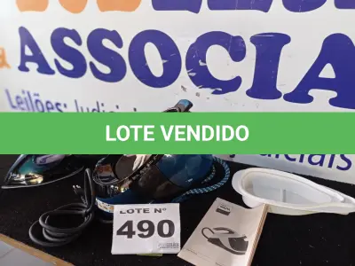 LOTE 490 - 01 - ESTAÇÃO DE PASSAR A VAPOR PHILIPS WALITA PERFECTCARE PERFORMER RI8735 (NO ESTADO, NÃO SABEMOS SE FUNCIONA. LEILÃO NÃO TEM GARANTIA E NEM DEVOLUÇÃO, SUJEITO A POSSÍVEIS AVARIAS VISÍVEIS/OCULTAS E/OU AUSÊNCIA DE COMPONENTES)