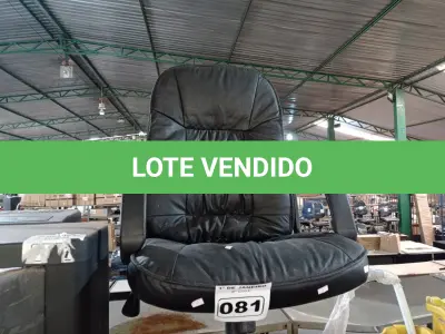 LOTE 081 - 01 CADEIRA DE ESCRITÓRIO COM BASE GIRATÓRIA. (NO ESTADO) ATENÇÃO! FAZER A VISITAÇÃO ANTES DE ARREMATAR, NÃO SABEMOS SE FUNCIONA. LEILÃO NÃO TEM GARANTIA E NEM DEVOLUÇÃO, SUJEITO A POSSÍVEIS AVARIAS VISÍVEIS/OCULTAS E/OU AUSÊNCIA DE COMPONENTES.