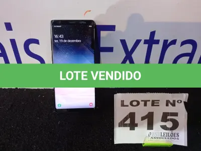 LOTE 415 - 01 - CELULAR SAMSUNG GALAXY NOTE 8 128GB (NO ESTADO, NÃO SABEMOS SE FUNCIONA. LEILÃO NÃO TEM GARANTIA E NEM DEVOLUÇÃO, SUJEITO A POSSÍVEIS AVARIAS VISÍVEIS/OCULTAS E/OU AUSÊNCIA DE COMPONENTES)
