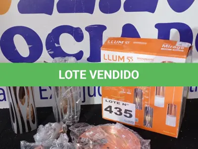 LOTE 435 - 01- PENDENTE DE VIDRO COBRE ZEBRADO DUPLO E-27 MIRAGE BRONZEARTE (NO ESTADO, NÃO SABEMOS SE FUNCIONA. LEILÃO NÃO TEM GARANTIA E NEM DEVOLUÇÃO, SUJEITO A POSSÍVEIS AVARIAS VISÍVEIS/OCULTAS E/OU AUSÊNCIA DE COMPONENTES)