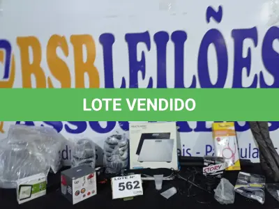 LOTE 562 - 100 – ITENS DIVERSOS (APROXIMADAMENTE)(NO ESTADO, NÃO SABEMOS SE FUNCIONA. LEILÃO NÃO TEM GARANTIA E NEM DEVOLUÇÃO, SUJEITO A POSSÍVEIS AVARIAS VISÍVEIS/OCULTAS E/OU AUSÊNCIA DE COMPONENTES)
