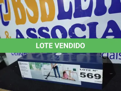 LOTE 569 - 01 - VAPORIZADOR HIGIENIZADOR ELECTROLUX 1300W POWER MOP10 220VOLTS (NO ESTADO, NÃO SABEMOS SE FUNCIONA. LEILÃO NÃO TEM GARANTIA E NEM DEVOLUÇÃO, SUJEITO A POSSÍVEIS AVARIAS VISÍVEIS/OCULTAS E/OU AUSÊNCIA DE COMPONENTES)
