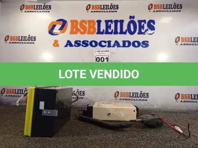 LOTE 001 - 01 RÁDIO COMUNICADOR E 01 QUADRO DE COMANDO ELÉTRICO. (NO ESTADO) ATENÇÃO! FAZER A VISITAÇÃO ANTES DE ARREMATAR, NÃO SABEMOS SE FUNCIONA. LEILÃO NÃO TEM GARANTIA E NEM DEVOLUÇÃO, SUJEITO A POSSÍVEIS AVARIAS VISÍVEIS/OCULTAS E/OU AUSÊNCIA DE COMPONENTES.