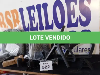 LOTE 522 - 01 - CADEIRA DIRETOR (NO ESTADO, NÃO SABEMOS SE FUNCIONA. LEILÃO NÃO TEM GARANTIA E NEM DEVOLUÇÃO, SUJEITO A POSSÍVEIS AVARIAS VISÍVEIS/OCULTAS E/OU AUSÊNCIA DE COMPONENTES)