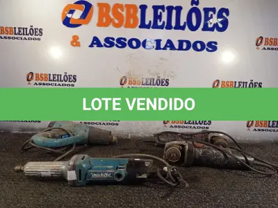 LOTE 049 - 02 ESMERILHADEIRAS, 01 RETIFICA E 01 SOPRADOR MARCAS E MODELOS DIVERSOS PARA RETIRADA DE PEÇAS. (NO ESTADO) ATENÇÃO! FAZER A VISITAÇÃO ANTES DE ARREMATAR, NÃO SABEMOS SE FUNCIONA. LEILÃO NÃO TEM GARANTIA E NEM DEVOLUÇÃO, SUJEITO A POSSÍVEIS AVARIAS VISÍVEIS/OCULTAS E/OU AUSÊNCIA DE COMPONENTES.