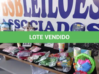 LOTE 484 - 36 – ITENS DIVERSOS (APROXIMADAMENTE) (NO ESTADO, NÃO SABEMOS SE FUNCIONA. LEILÃO NÃO TEM GARANTIA E NEM DEVOLUÇÃO, SUJEITO A POSSÍVEIS AVARIAS VISÍVEIS/OCULTAS E/OU AUSÊNCIA DE COMPONENTES)