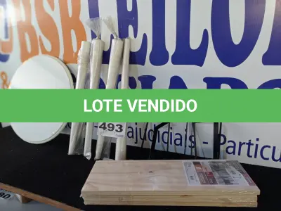 LOTE 493 - 05 MOVEIS DIVERSOS (NO ESTADO, NÃO SABEMOS SE FUNCIONA. LEILÃO NÃO TEM GARANTIA E NEM DEVOLUÇÃO, SUJEITO A POSSÍVEIS AVARIAS VISÍVEIS/OCULTAS E/OU AUSÊNCIA DE COMPONENTES)
