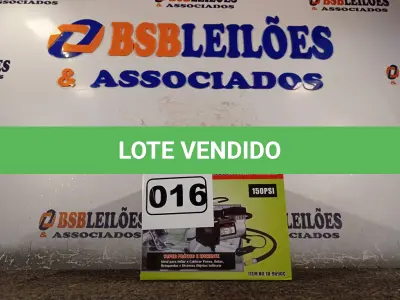 LOTE 016 - 01 COMPRESSOR DE AR PORTÁTIL 12V 150PSI. (NO ESTADO) ATENÇÃO! FAZER A VISITAÇÃO ANTES DE ARREMATAR, NÃO SABEMOS SE FUNCIONA. LEILÃO NÃO TEM GARANTIA E NEM DEVOLUÇÃO, SUJEITO A POSSÍVEIS AVARIAS VISÍVEIS/OCULTAS E/OU AUSÊNCIA DE COMPONENTES.