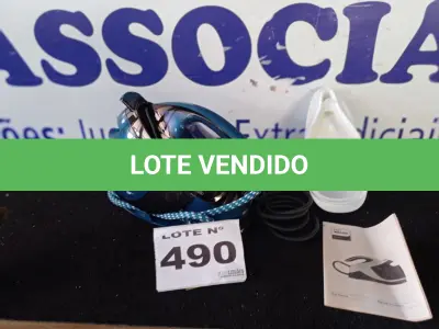 LOTE 490 - 01 - ESTAÇÃO DE PASSAR A VAPOR PHILIPS WALITA PERFECTCARE PERFORMER RI8735 (NO ESTADO, NÃO SABEMOS SE FUNCIONA. LEILÃO NÃO TEM GARANTIA E NEM DEVOLUÇÃO, SUJEITO A POSSÍVEIS AVARIAS VISÍVEIS/OCULTAS E/OU AUSÊNCIA DE COMPONENTES)