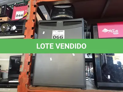 LOTE 066 - 01 PANIFICADORA MONDIAL E 01 MINIBAR ELECTROLUX 220V. (NO ESTADO) ATENÇÃO! FAZER A VISITAÇÃO ANTES DE ARREMATAR, NÃO SABEMOS SE FUNCIONA. LEILÃO NÃO TEM GARANTIA E NEM DEVOLUÇÃO, SUJEITO A POSSÍVEIS AVARIAS VISÍVEIS/OCULTAS E/OU AUSÊNCIA DE COMPONENTES.