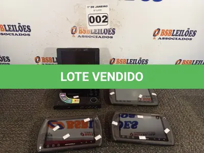 LOTE 002 - 03 TABLETS MOTOROLA E 01 DVD PORTÁTIL. (NO ESTADO) ATENÇÃO! FAZER A VISITAÇÃO ANTES DE ARREMATAR, NÃO SABEMOS SE FUNCIONA. LEILÃO NÃO TEM GARANTIA E NEM DEVOLUÇÃO, SUJEITO A POSSÍVEIS AVARIAS VISÍVEIS/OCULTAS E/OU AUSÊNCIA DE COMPONENTES.
