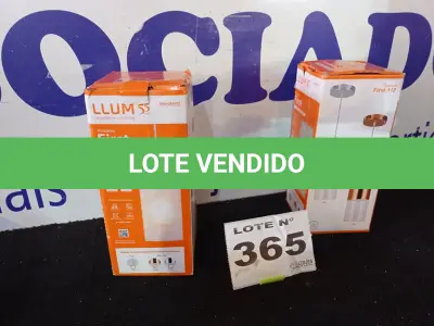 LOTE 365 - 02 - PENDENTES REDONDO PARA 1 LÂMPADA FIRST 12CM COBRE (NO ESTADO, NÃO SABEMOS SE FUNCIONA. LEILÃO NÃO TEM GARANTIA E NEM DEVOLUÇÃO, SUJEITO A POSSÍVEIS AVARIAS VISÍVEIS/OCULTAS E/OU AUSÊNCIA DE COMPONENTES)