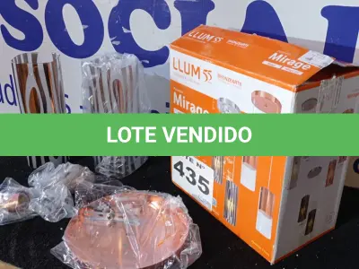 LOTE 435 - 01- PENDENTE DE VIDRO COBRE ZEBRADO DUPLO E-27 MIRAGE BRONZEARTE (NO ESTADO, NÃO SABEMOS SE FUNCIONA. LEILÃO NÃO TEM GARANTIA E NEM DEVOLUÇÃO, SUJEITO A POSSÍVEIS AVARIAS VISÍVEIS/OCULTAS E/OU AUSÊNCIA DE COMPONENTES)