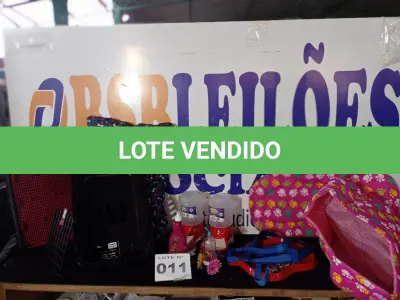 LOTE 011 - 15 – ITENS (APROX.)PARA PET (NO ESTADO, NÃO SABEMOS SE FUNCIONA. LEILÃO NÃO TEM GARANTIA E NEM DEVOLUÇÃO, SUJEITO A POSSÍVEIS AVARIAS VISÍVEIS/OCULTAS E/OU AUSÊNCIA DE COMPONENTES)