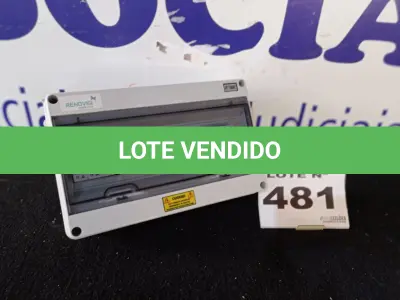 LOTE 481 - 01 - STRING BOX SOLAR RENOVIGI  (NO ESTADO, NÃO SABEMOS SE FUNCIONA. LEILÃO NÃO TEM GARANTIA E NEM DEVOLUÇÃO, SUJEITO A POSSÍVEIS AVARIAS VISÍVEIS/OCULTAS E/OU AUSÊNCIA DE COMPONENTES)