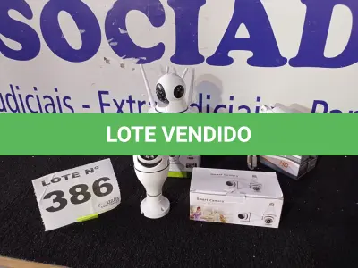 LOTE 386 - 03 – CÂMERAS DIVERSAS (NO ESTADO, NÃO SABEMOS SE FUNCIONA. LEILÃO NÃO TEM GARANTIA E NEM DEVOLUÇÃO, SUJEITO A POSSÍVEIS AVARIAS VISÍVEIS/OCULTAS E/OU AUSÊNCIA DE COMPONENTES)