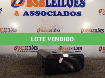 LOTE 003 - 01 PROJETOR MULTIMIDIA MARCA LG. (NO ESTADO) ATENÇÃO! FAZER A VISITAÇÃO ANTES DE ARREMATAR, NÃO SABEMOS SE FUNCIONA. LEILÃO NÃO TEM GARANTIA E NEM DEVOLUÇÃO, SUJEITO A POSSÍVEIS AVARIAS VISÍVEIS/OCULTAS E/OU AUSÊNCIA DE COMPONENTES.