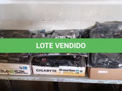 LOTE 047 - 09 PLACAS MÃE MARCAS E MODELOS DIVERSOS. (NO ESTADO) ATENÇÃO! FAZER A VISITAÇÃO ANTES DE ARREMATAR, NÃO SABEMOS SE FUNCIONA. LEILÃO NÃO TEM GARANTIA E NEM DEVOLUÇÃO, SUJEITO A POSSÍVEIS AVARIAS VISÍVEIS/OCULTAS E/OU AUSÊNCIA DE COMPONENTES.