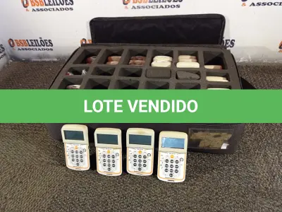 LOTE 027 - 01 MALETA COM VÁRIOS RESPONSE CARD RX. (NO ESTADO) ATENÇÃO! FAZER A VISITAÇÃO ANTES DE ARREMATAR, NÃO SABEMOS SE FUNCIONA. LEILÃO NÃO TEM GARANTIA E NEM DEVOLUÇÃO, SUJEITO A POSSÍVEIS AVARIAS VISÍVEIS/OCULTAS E/OU AUSÊNCIA DE COMPONENTES.