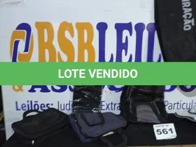 LOTE 561 - 06 – BOLSAS DIVERSAS (NO ESTADO, NÃO SABEMOS SE FUNCIONA. LEILÃO NÃO TEM GARANTIA E NEM DEVOLUÇÃO, SUJEITO A POSSÍVEIS AVARIAS VISÍVEIS/OCULTAS E/OU AUSÊNCIA DE COMPONENTES)