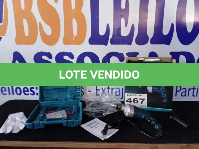 LOTE 467 - 01 - FURADEIRA MARTELETE PARAFUSADEIRA ELÉTRICA DE 13MM NAKASAKI NK6013 820W + ACESSÓRIO COM MALETA DE TRANSPORTE (NO ESTADO, NÃO SABEMOS SE FUNCIONA. LEILÃO NÃO TEM GARANTIA E NEM DEVOLUÇÃO, SUJEITO A POSSÍVEIS AVARIAS VISÍVEIS/OCULTAS E/OU AUSÊNCIA DE COMPONENTES)