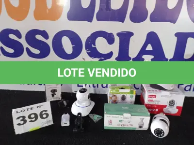 LOTE 396 - 04 – CÂMERAS DIVERSAS (NO ESTADO, NÃO SABEMOS SE FUNCIONA. LEILÃO NÃO TEM GARANTIA E NEM DEVOLUÇÃO, SUJEITO A POSSÍVEIS AVARIAS VISÍVEIS/OCULTAS E/OU AUSÊNCIA DE COMPONENTES)