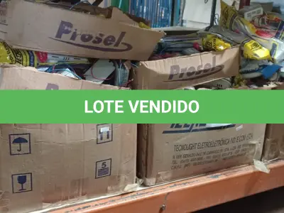 LOTE 119 - 01 LOTE COM GRANDE QUANTIDADE DE REATORES PARA LAMPAS FLUORESCENTES. (NO ESTADO) ATENÇÃO! FAZER A VISITAÇÃO ANTES DE ARREMATAR, NÃO SABEMOS SE FUNCIONA. LEILÃO NÃO TEM GARANTIA E NEM DEVOLUÇÃO, SUJEITO A POSSÍVEIS AVARIAS VISÍVEIS/OCULTAS E/OU AUSÊNCIA DE COMPONENTES.